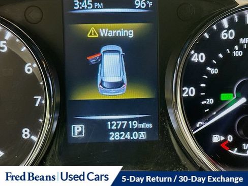 Used 2015 Nissan Rogue SV AWD/4WD image 17