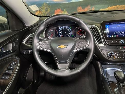 Used 2024 Chevrolet Malibu LT image 59