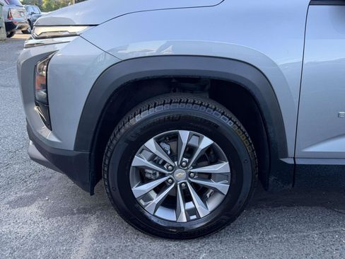 Certified 2026 Chevrolet Equinox LT AWD/4WD image 5