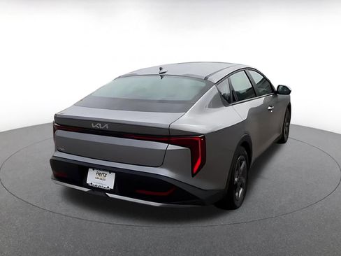 Used 2025 Kia K4 LXS image 15