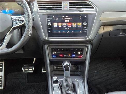 Certified 2024 Volkswagen Tiguan SE R-Line image 16