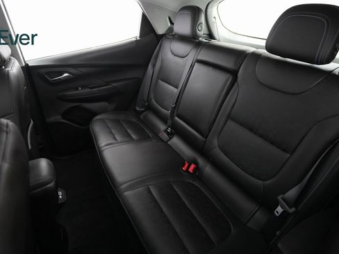 Used 2022 Chevrolet Bolt LT w/ Infotainment Package image 8