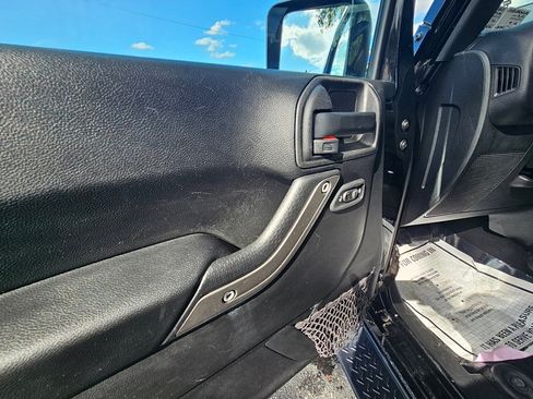 Used 2017 Jeep Wrangler Unlimited Sport w/ Quick Order Package 24S image 15