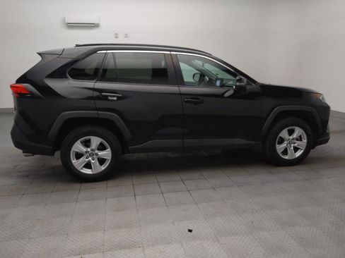 Used 2021 Toyota RAV4 XLE AWD/4WD image 10