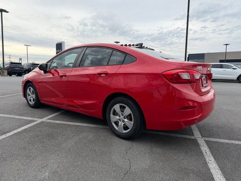 Used 2016 Chevrolet Cruze LS image 5