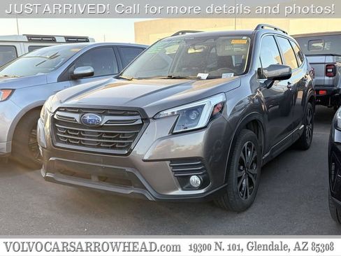 Used 2022 Subaru Forester Limited image 1