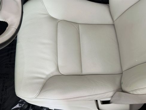 Used 2023 Volvo XC60 T8 Plus AWD/4WD image 19
