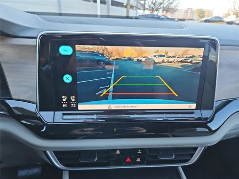 New 2026 Volkswagen Atlas SE image 20