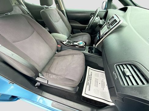 Used 2013 Nissan Leaf SV w/ LED & Quick Charge Pkg FWD image 12