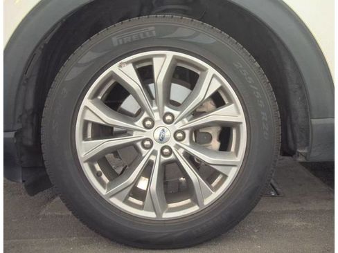 Used 2022 Ford Explorer Limited w/ Equipment Group 301A RWD image 22