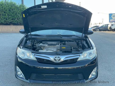 Used 2012 Toyota Camry XLE FWD image 16