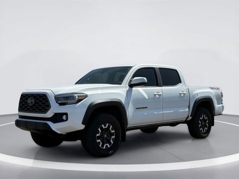 Used 2023 Toyota Tacoma TRD Off-Road w/ Advanced Technology Package AWD/4WD image 2