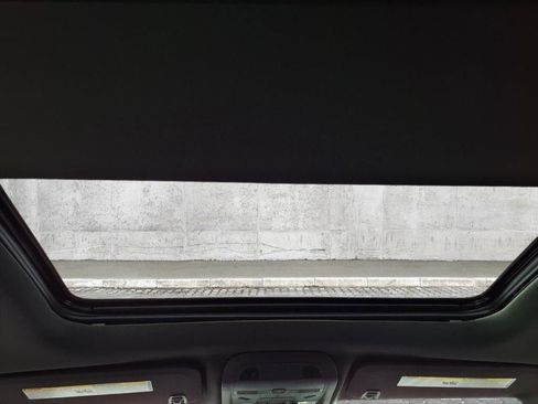 New 2025 Cadillac XT5 Sportv w/ Technology Package image 5