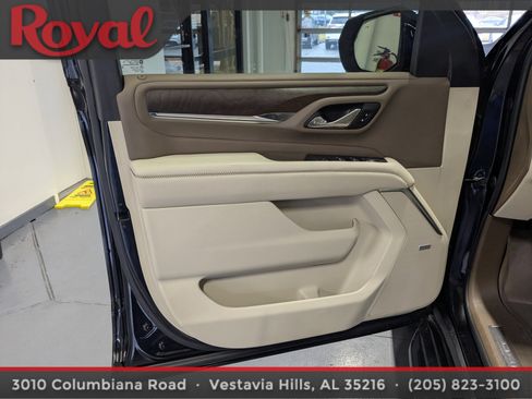 Used 2021 GMC Yukon XL Denali image 21
