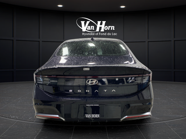 New 2026 Hyundai Sonata SEL FWD image 4
