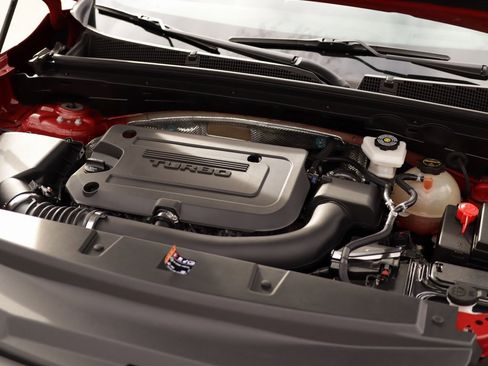 Used 2025 Buick Envision Sport Touring image 37