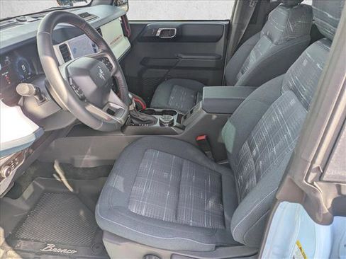 Certified 2025 Ford Bronco Heritage Edition image 16
