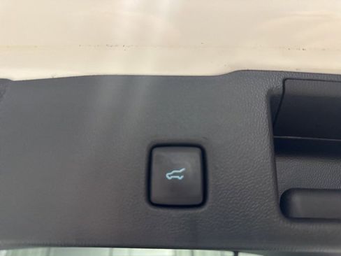 Used 2022 Ford Escape Titanium w/ Titanium Elite Package image 23