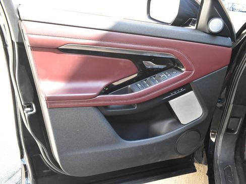 Used 2020 Land Rover Range Rover Evoque SE AWD/4WD image 14