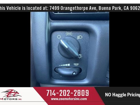 Used 2004 Chevrolet Venture LS w/ Easy Order Package image 30