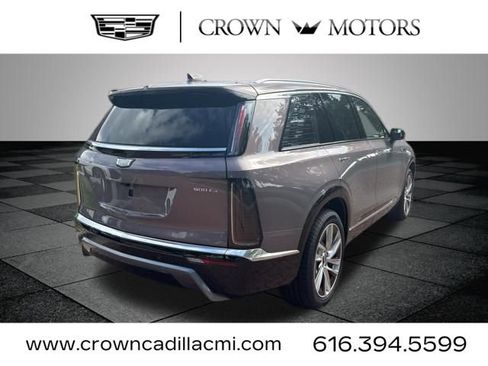 New 2026 Cadillac Vistiq Luxury image 12