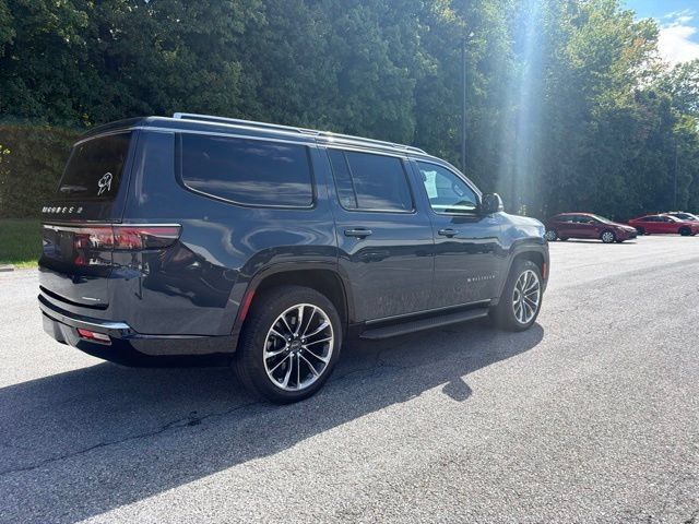 Used 2024 Jeep Wagoneer Series II w/ Premium Group I AWD/4WD image 2