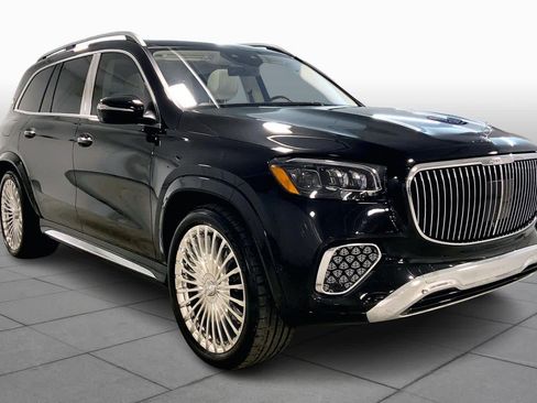 Used 2025 Mercedes-Benz Maybach GLS 600 4MATIC image 2