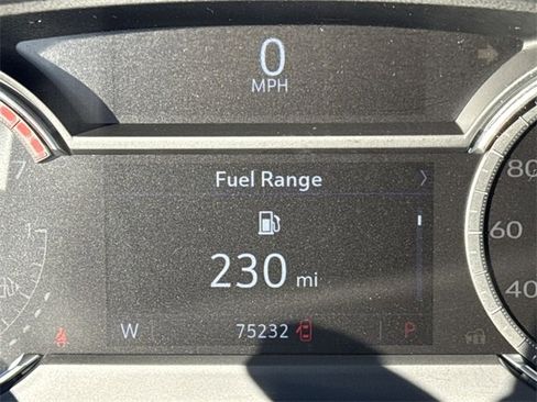 Used 2023 Cadillac XT4 Premium Luxury image 15