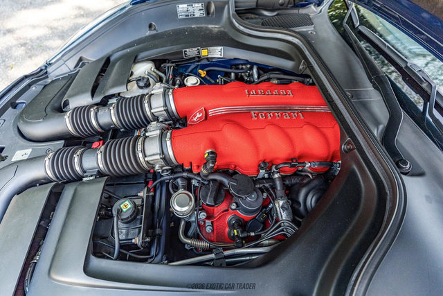 Used 2012 Ferrari California RWD image 28