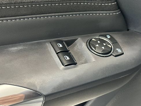Used 2024 Ford Mustang Coupe RWD image 13