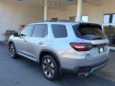 New 2026 Honda Pilot Elite image 4