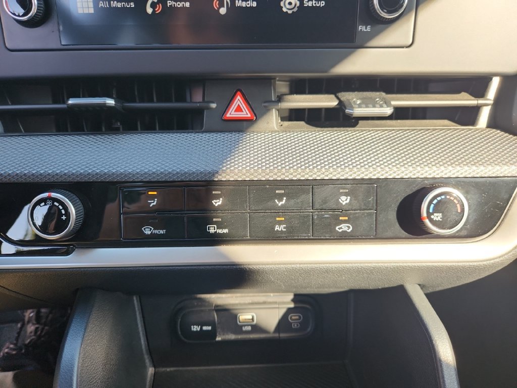 Used 2024 Kia Sportage LX AWD/4WD image 17