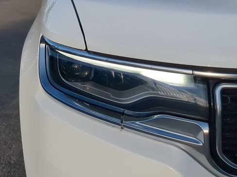 Used 2024 Jeep Wagoneer Series III image 10