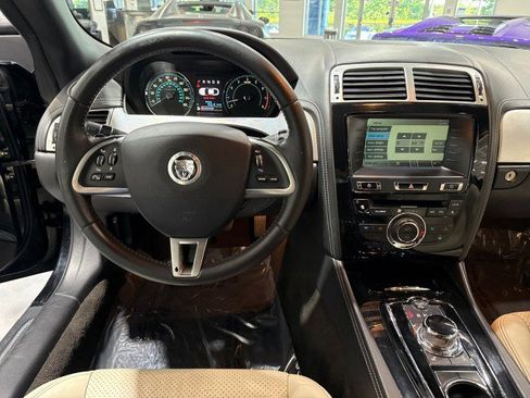 Used 2013 Jaguar XK Coupe RWD image 17
