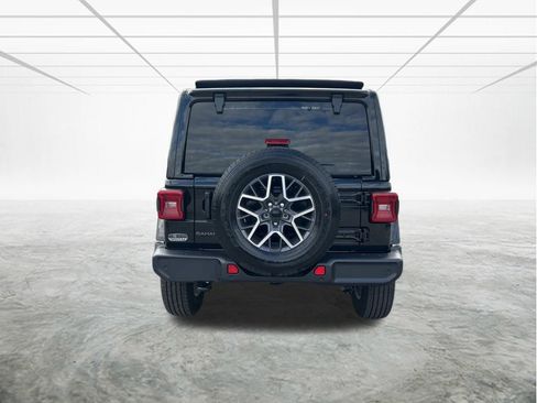 New 2026 Jeep Wrangler Sahara image 5