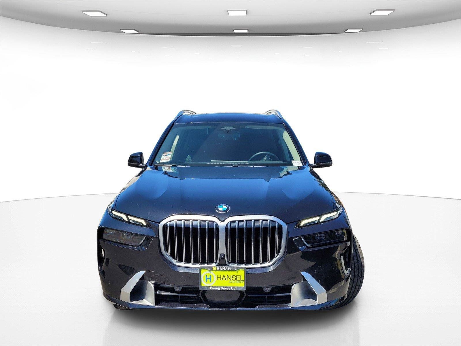 Used 2025 BMW X7 xDrive40i AWD/4WD image 4