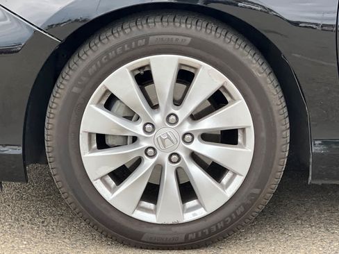 Used 2015 Honda Accord EX image 13