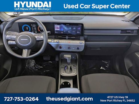 Certified 2025 Hyundai Kona SE FWD image 15