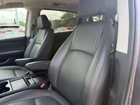 Used 2025 Honda Odyssey EX-L image 14