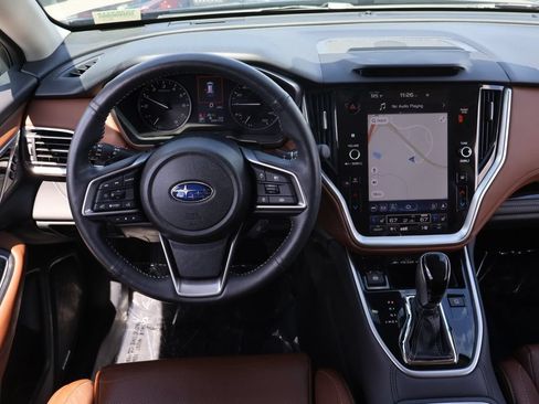 Used 2025 Subaru Outback Touring XT AWD/4WD image 16
