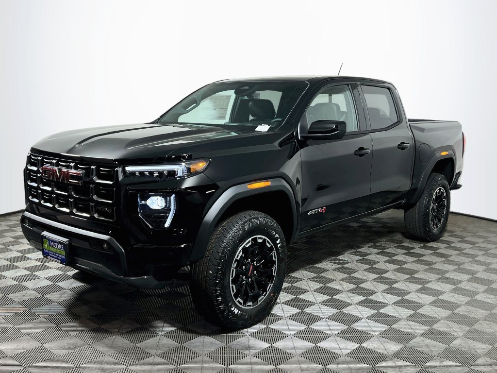 New 2026 GMC Canyon AT4 AWD/4WD image 3