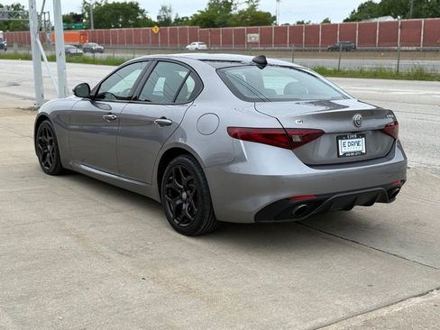 Used 2020 Alfa Romeo Giulia AWD w/ Quick Order Package 22J Sport image 10