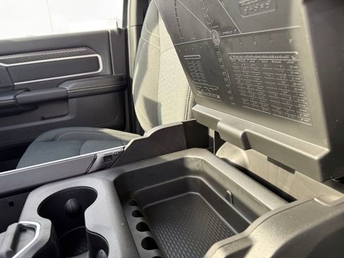 New 2026 RAM 2500 Big Horn AWD/4WD image 27
