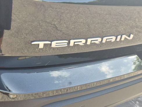 Used 2023 GMC Terrain SLE w/ Driver Convenience Package FWD image 10