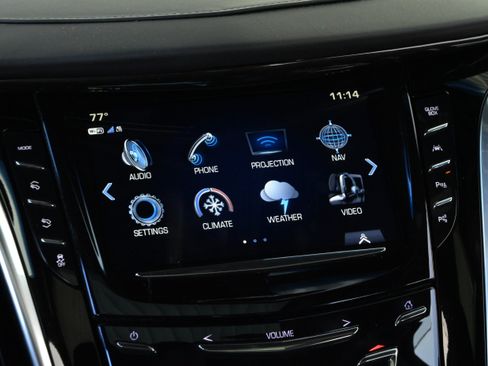 Used 2018 Cadillac Escalade Platinum AWD/4WD image 19