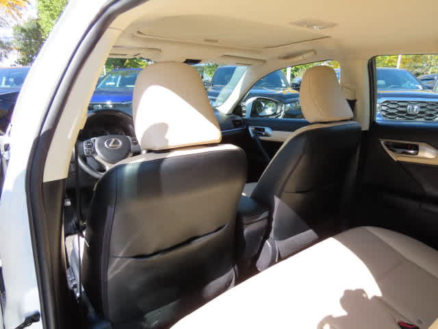 Used 2014 Lexus CT 200h FWD image 14