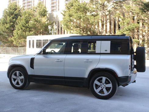 Used 2020 Land Rover Defender 110 First Edition AWD/4WD image 10