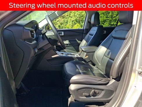Certified 2023 Ford Explorer XLT w/ Equipment Group 202A AWD/4WD image 14