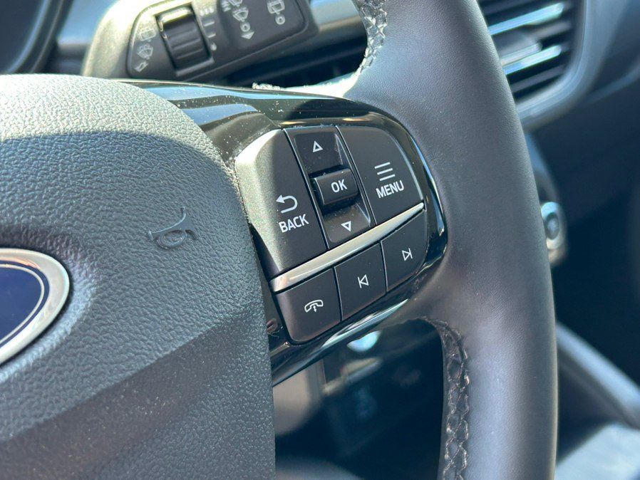 Used 2023 Ford Escape SE FWD image 22