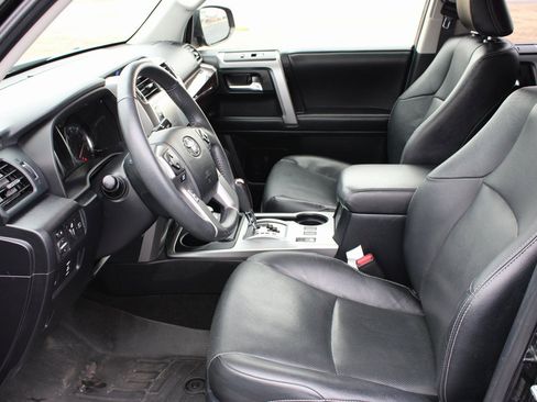 Used 2021 Toyota 4Runner Limited image 11